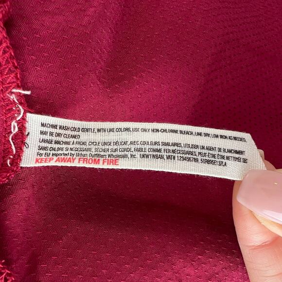 NWT FREE PEOPLE Intimately Wine Red Lace Strap Dobby Dot Cami Top Tank Size S - Picture 9 of 12